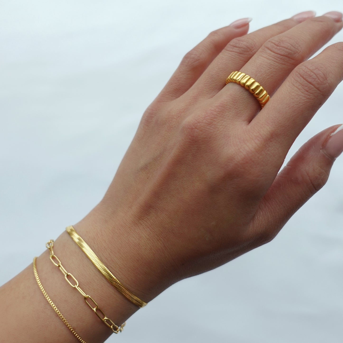 Selene Puff Ring